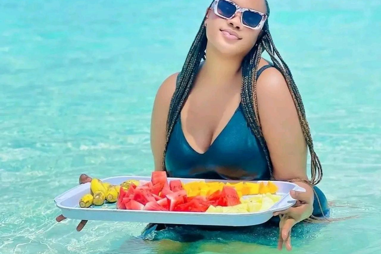 Zanzibar: prywatne nurkowanie w Błękitnej Lagunie i pływanie z rozgwiazdamiTransport do hotelu w dowolnym miejscu na Zanzibarze