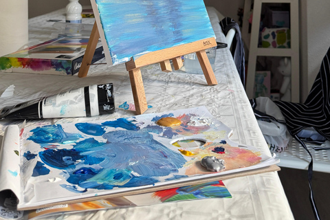 Alicante: Kunsttherapie-Workshop „Wein &amp; Malen”Alicante: Kunsttherapie-Workshop „Wein &amp; Malen“