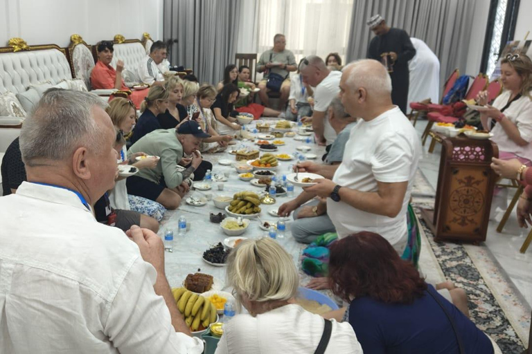 From Muscat: Authentic Omani Dinner with a Local Family
