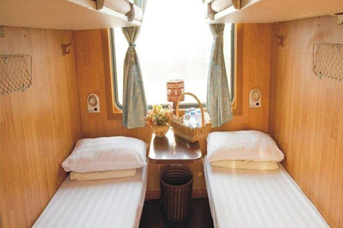 Sleeping Train Railway between Ha Noi and Sapa (Lao Cai) The route Ha Noi to Sapa (Lao Cai)