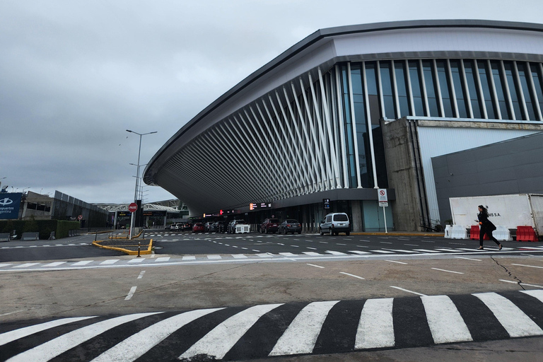 Buenos Aires: Privé Transfer In/Uit Luchthaven EZE - StadVan luchthaven naar Buenos Aires