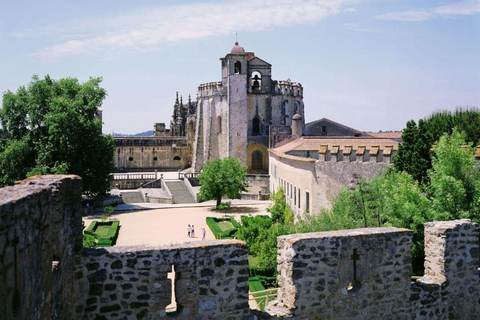 Tomar: Convent of Christ and Templar Castle Tour Ticket Tomar: Convent of Christ and Templar Castle Tour Ticket 2026
