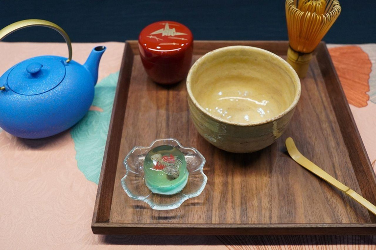 Tokyo: A Traditional Japanese Tea Ceremony with a Tea Master