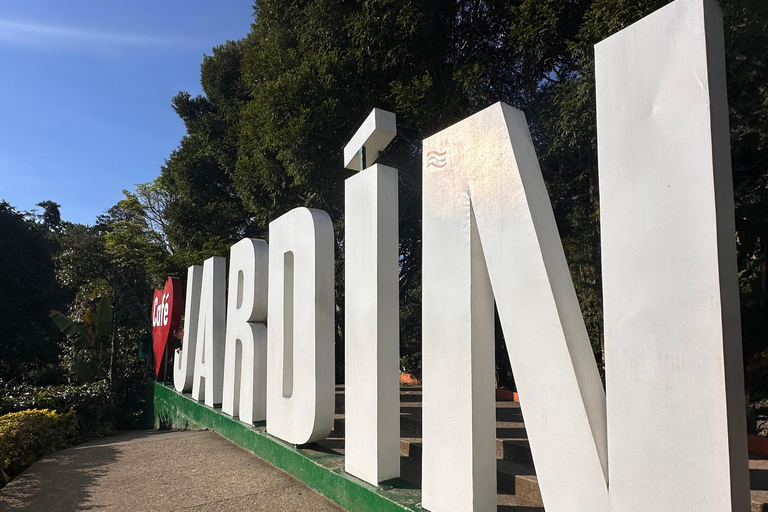 Medellín: 2-Day Jardín and Tapartó Tour with Accommodation