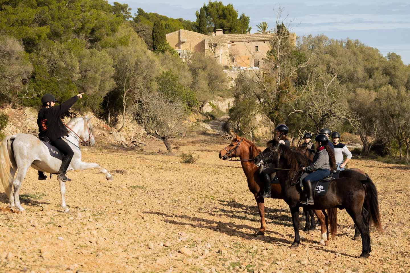 란다 계곡 말타기 투어