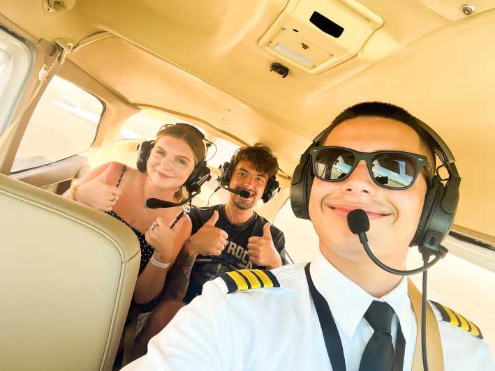 Miami: Downtown Scenic Airplane Tour with Free Drinks