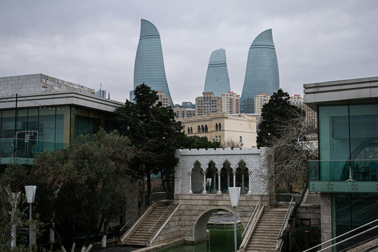 巴库：城市游览，包含老城区、火焰塔和缆车巴库：城市观光游，包含老城区、火焰塔和缆车