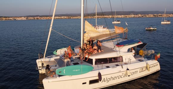 Alghero: Sunset Catamaran Tour past the Old Town Walls