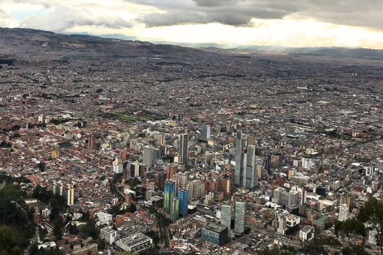 Bogotá: Monserrate Hill Cable Car or Funicular Ticket