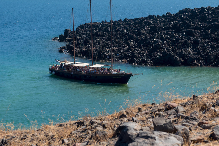 Santorini: Volcano, Hot Springs and Thirasia Cruise