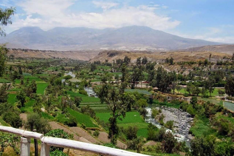 AREQUIPA: HALBTÄGIGE PANORAMISCHE STADTRUNDFAHRT