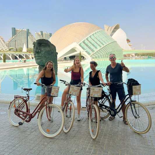 Valencia: Private City Tour on Bike,E-Bike&E-Scooter