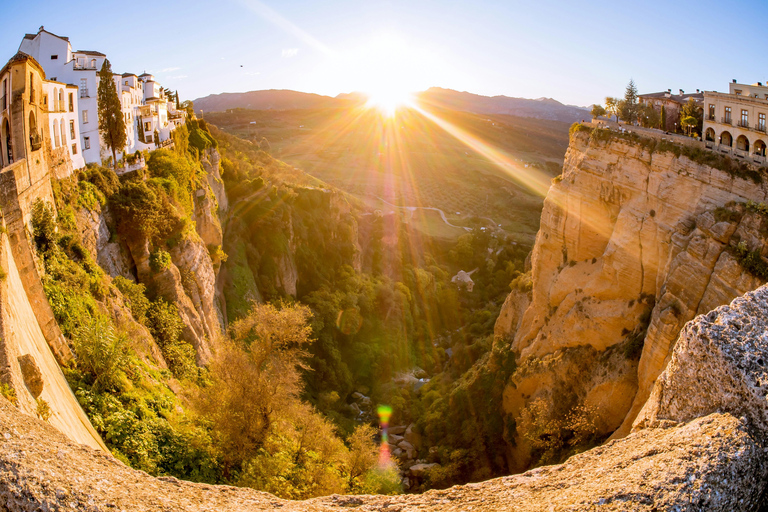 Málaga: Ronda, Marbella, and Puerto Banús Day Trip