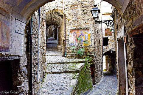 From Nice: Tour of Italy – Ventimiglia, Dolceacqua, Apricale