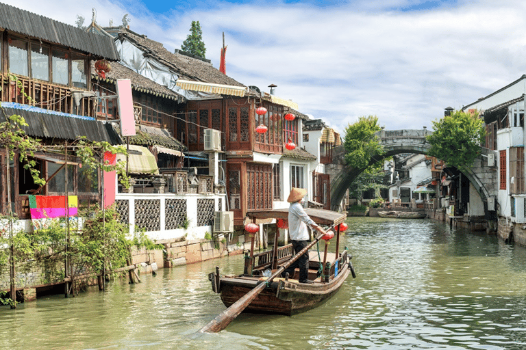 Shanghai: Zhujiajiao Water Town Day Trip Transfers included