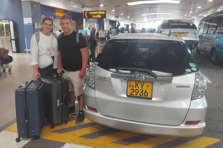 Sri Lanka Private Car Charter with English Speaking Driver 10 Day Private tour with Driver