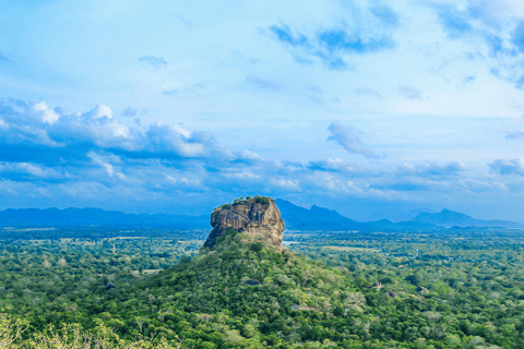 Colombo: Sigiriya & Dambulla All Inclusive Day Tour