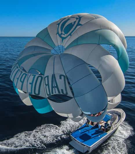 Parasailing Experience: Cabo San Lucas