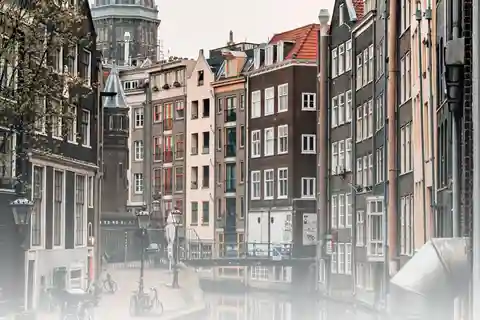 Tour of the historical center of Amsterdam in Italian