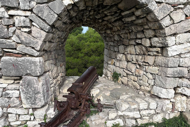 Vlora/Rradhime/Orikum: Berat Castle and Old City Sunset Tour From Vlora: Berat Castle & OldCity Sunset Tour