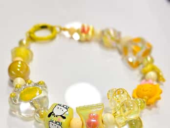 Paris: Create your phone strap, bag or keychain