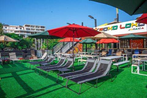 Montego Bay : Poko Loko Floating Bar Island Chill TourMontego Bay : Excursion détente sur l&#039;île du bar flottant Poko Loko