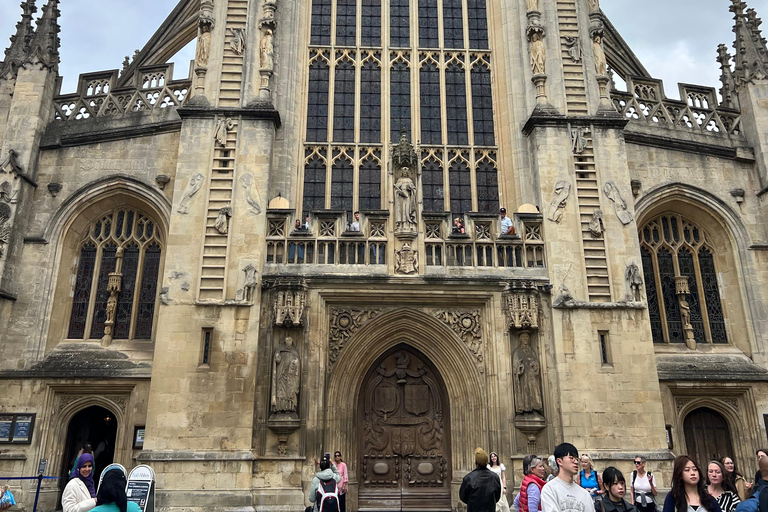 From London: Small Group Travel to Bath Stonehenge Cotswold