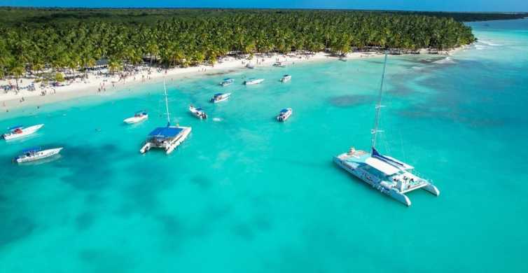 Punta Cana: Saona Island Full-Day Catamaran Tour w/ Lunch