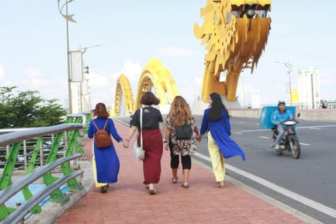 Da Nang: Tour privato della città con Ao dai Rider in scooter