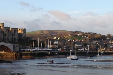 Alla scoperta di Conwy: Un tour audio autoguidato
