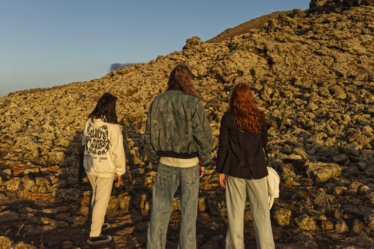 Fuerteventura: Sunset Volcano Walk & Stargazing Tour