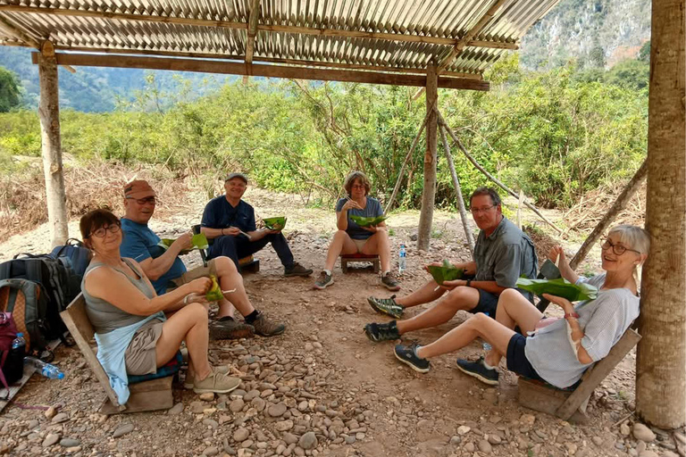 Luang Prabang: 3-Day Nong Khiaw Hiking and Kayaking Tour
