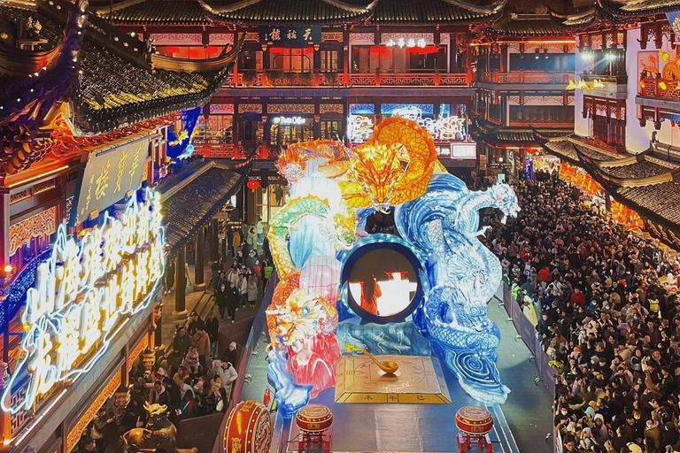 Shanghai: Full-Day Customized Tour with Private Transfer.