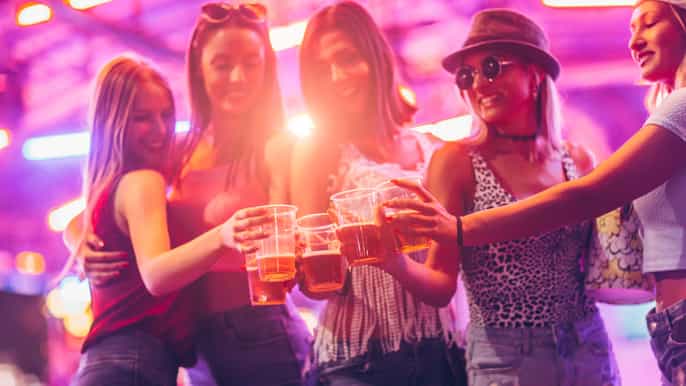 Berlin: Bar & Party Tour with Free Shots & VIP Club Access