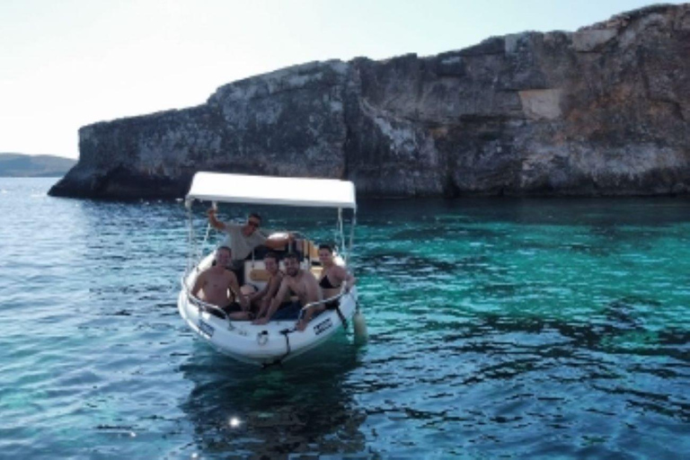 Mellieha: Passeio de barco em Comino, grutas e lagoa azul