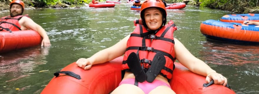 Détendez-vous et flottez : Découvrez les joyaux cachés de Bali lors d'une descente de rivière en tubing