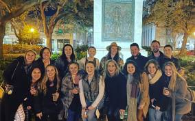 Savannah: Historical Pub Crawl with Drinks Included