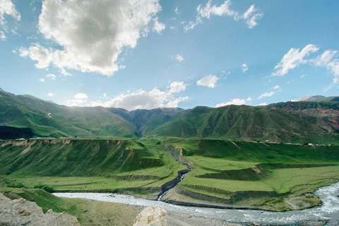 Kazbegi Scenic Experience with Mountain Views & Lunch Stop
