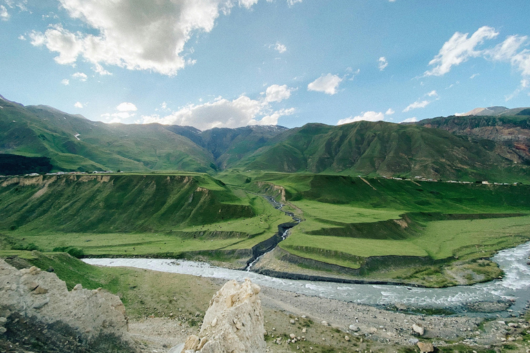 Kazbegi Scenic Experience with Mountain Views & Lunch Stop
