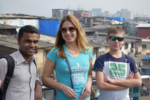 Mumbai : visite touristique privée et visite des bidonvilles avec un local