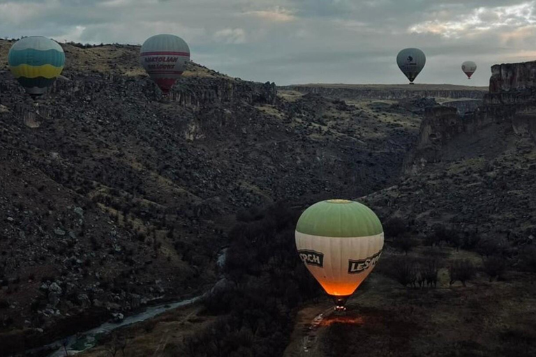Cappadocia: Hot Air Balloon Ride over Ihlara Valley