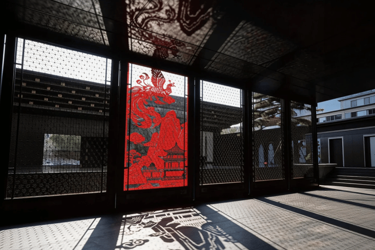 Guangzhou: Create Your Own Chinese Paper Cutting