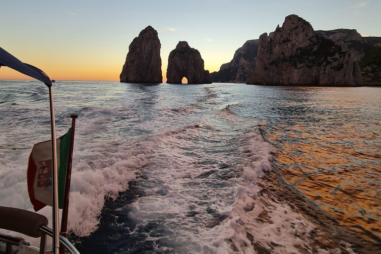 Experiência privada do pôr do sol em Capri a partir de Sorrento