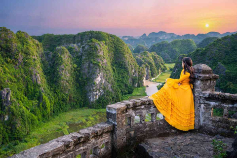 Von Hanoi: Ninh Binh - Bai Dinh &amp; Trang An &amp; Mua Höhle TourPrivate Tour