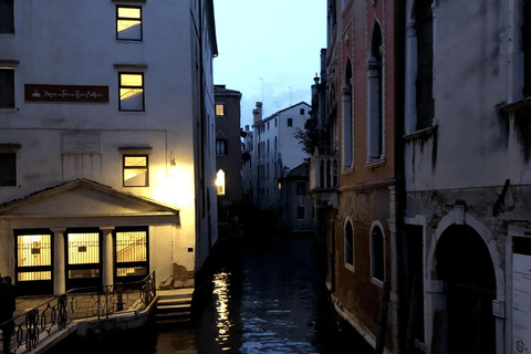 Venice Ghost Tour: Explore Haunted Legends & Ancient Ruin