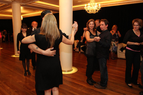 بوينس آيرس: عرض غالا تانجو حصريعرض عشاء وتذوق النبيذ بدون نقل