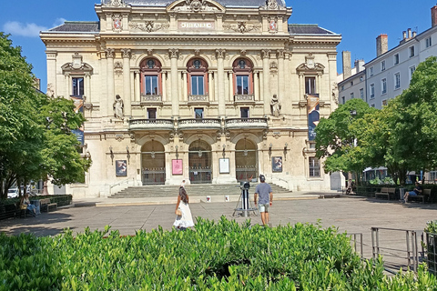 Lyon: Tour privado a pie por la ciudadLyon: un tour a pie privado por la ciudad en ucraniano