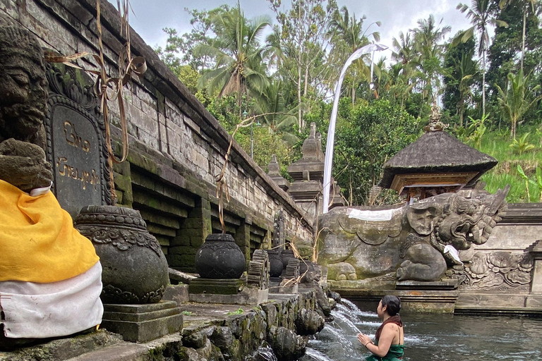 Bali: Tirta Empul Temple Holy Water Purification Ritual