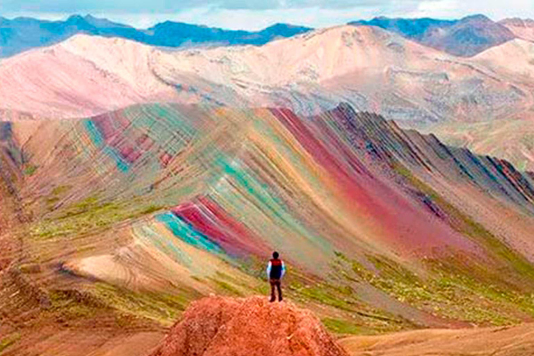 Da Cusco: Tour della Montagna Arcobaleno e dei Tre Ponti