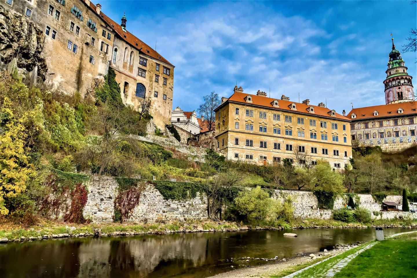 Cesky Krumlov: Express Walk with a Local in 60 minutes